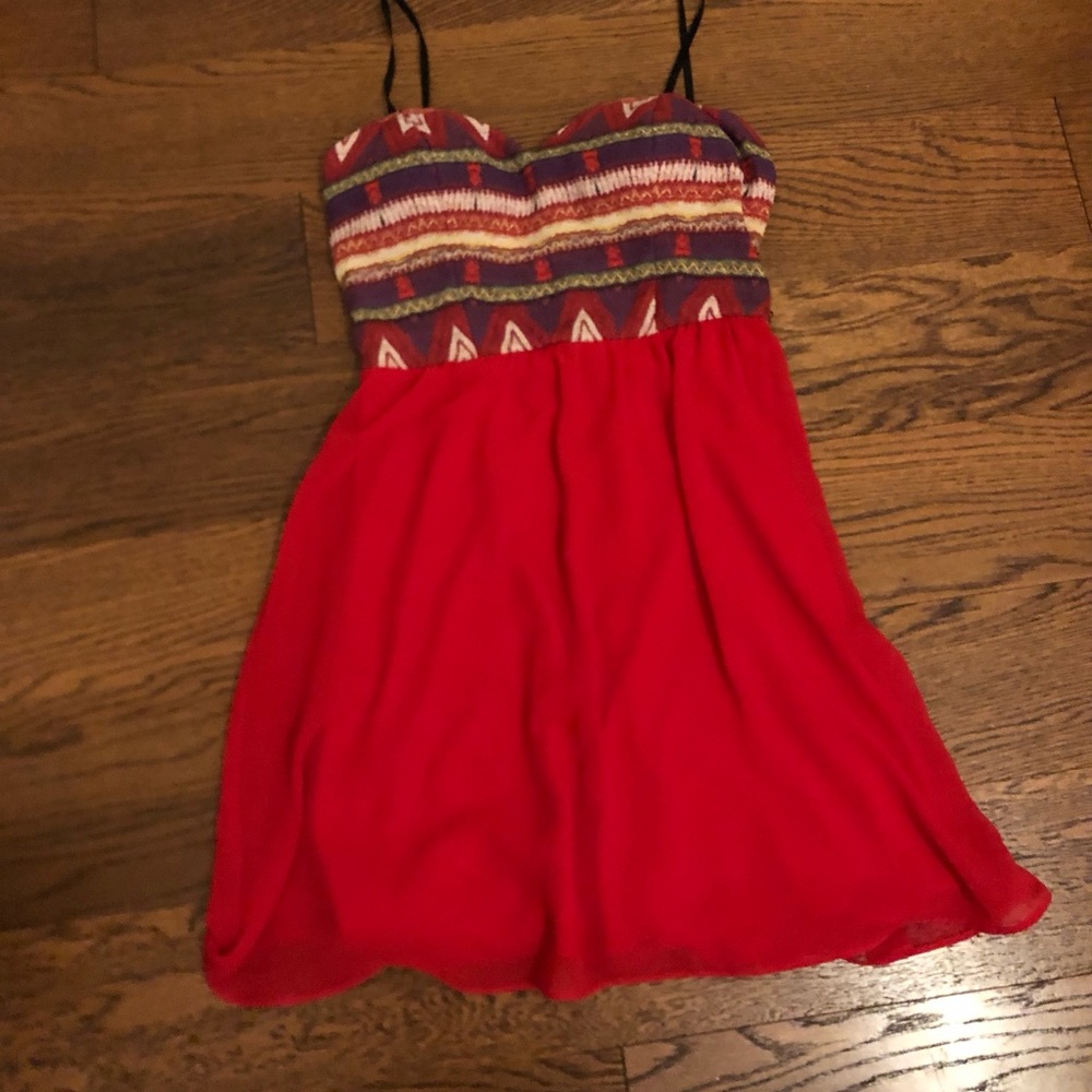 Red Knee-Length Sundress with Spaghetti Straps for Casual Night Out